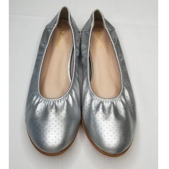 Wanted Shoes - Wanted Marcia Ballerina Flats Silver Size 8.5